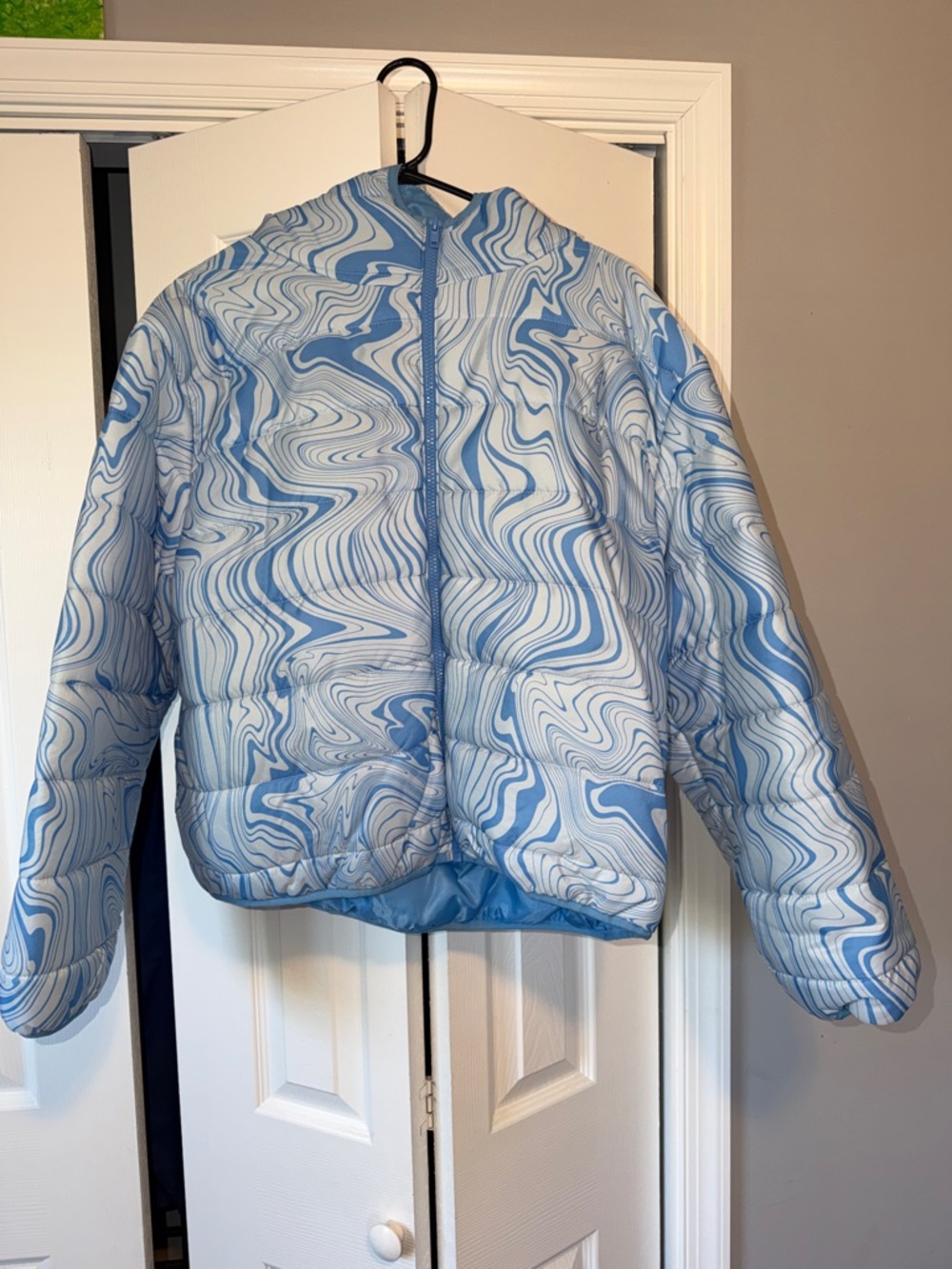 wild fable Blue & White Swirl Puffer Jacket